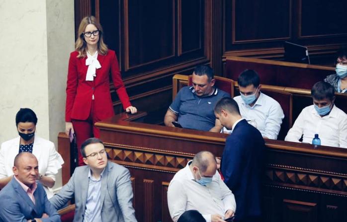 Рада меняет границы районов и назначает местные выборы — трансляция из парламента, фото — Ян Доброносов