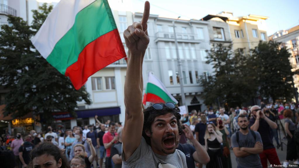 Протесты в Болгарии. Фото: Voice of America