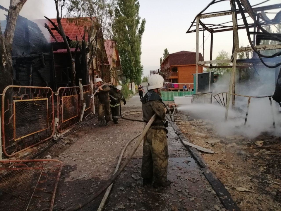 Масштабна пожежа у Затоці / Фото: ДСНС