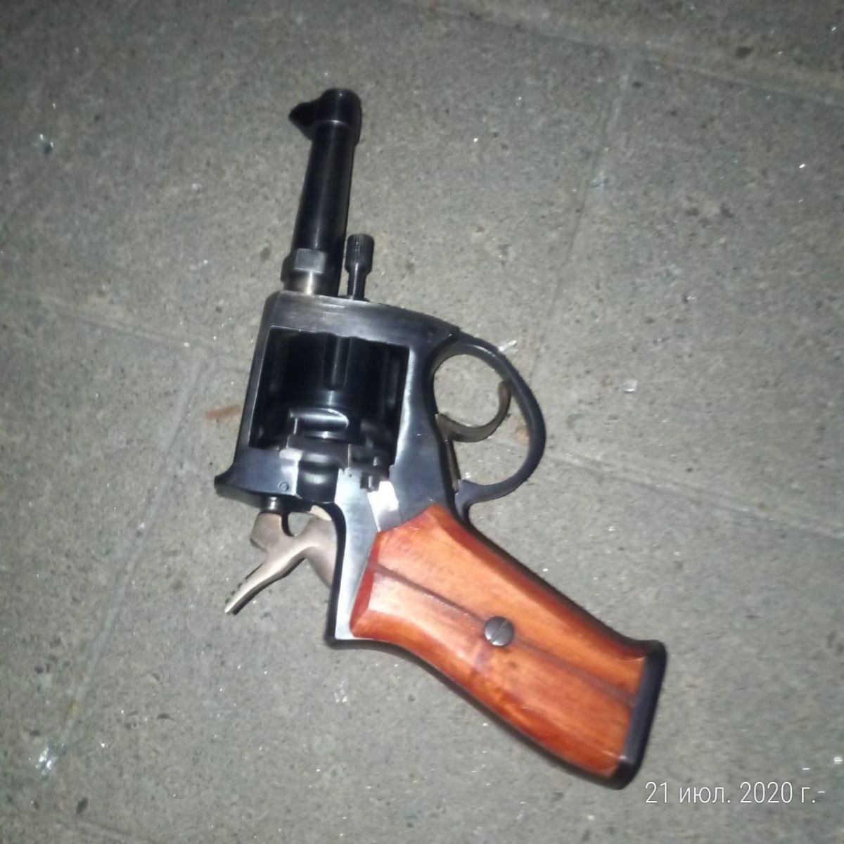 Изъятое оружие у террориста. Фото: Департамент уголовного розыска в Telegram