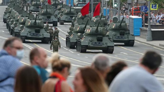 Жалоба ООН стала следствием парада РФ в Крыму. Фото: Украинская правда