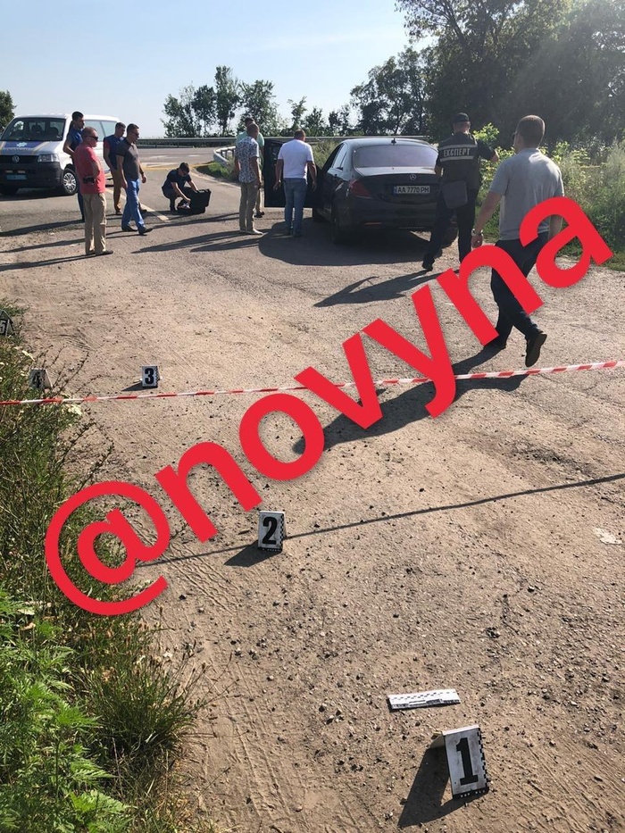 Розстріляний автомобіль знайдено на Полтавщині, є загиблий. Фото: Telegram