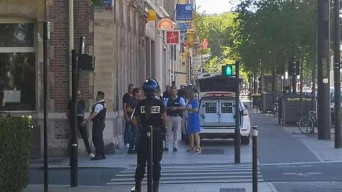 Террорист захватил заложников в банке во Франции. Фото: Соцсети