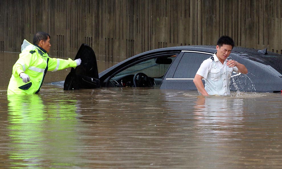 Зливи і підтоплення у Південній Кореї. Фото: BigPicture