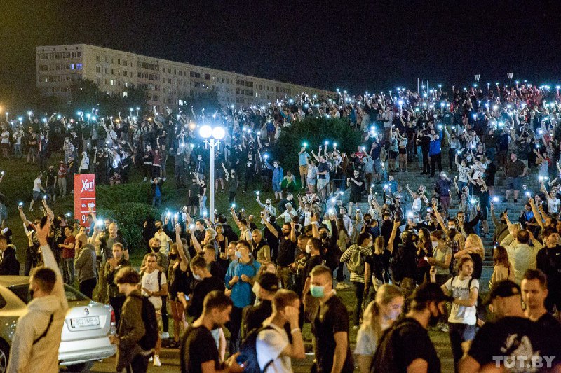 Як минула друга ніч протестів у Білорусі