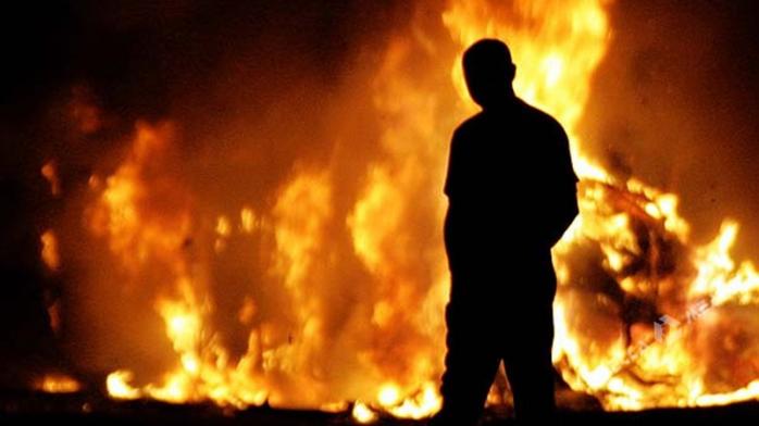 Поджог в Киеве. Фото: Odessa media