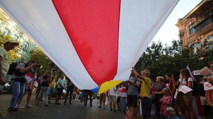 Акция солидарности в Беларуси. Фото: Подробности