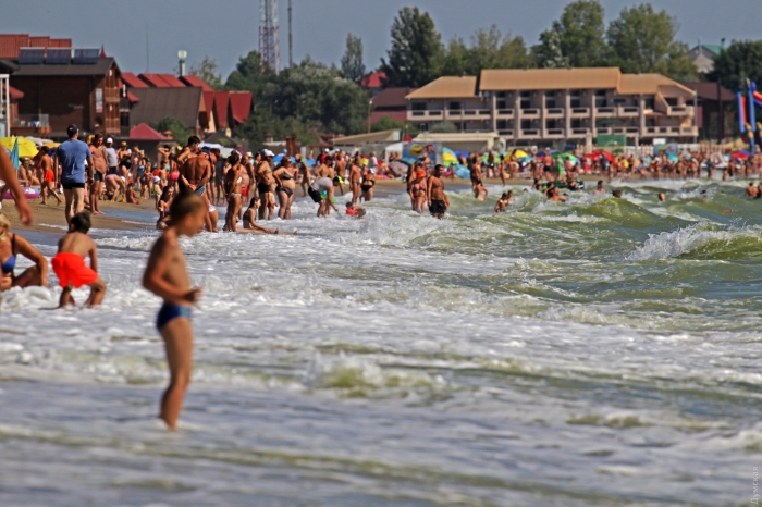 Пляжі в курортному селі Санжейка, фото: «Думская»