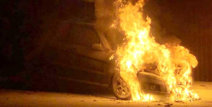 Спалили автомобіль Гео Лероса, фото: Geo Leros