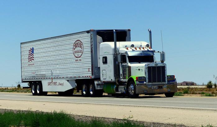У США випробовують безпілотні вантажівки. Фото: maxpixel.net