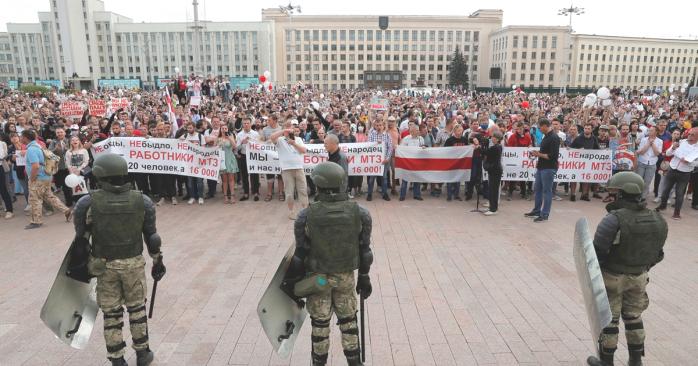 В Беларуси продолжаются массовые акции протеста, фото: «Газета.ru»