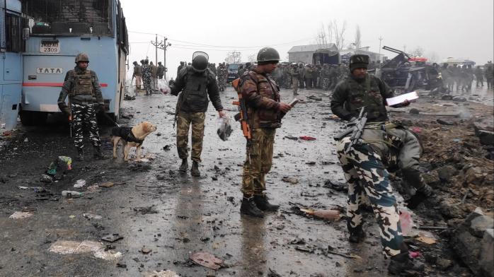 Взрыв в Пакистане. Фото: Nikei Asian