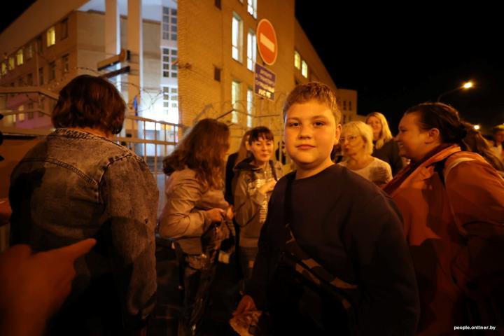 Задержание 12-летних и самая гуманная милиция в мире — протесты в Беларуси продолжаются, фото — tut.by