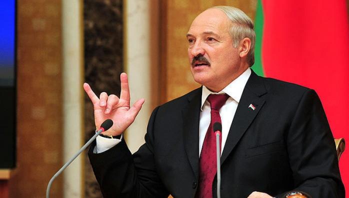 Если Беларусь рухнет, то следующей будет Россия, считает Лукашенко. Фото: vkurier.by