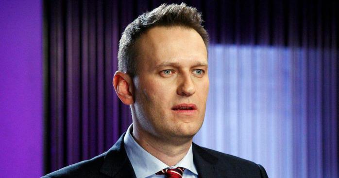 Навальний прийшов до тями та згадав події перед отруєнням. Фото: qha.com.ua