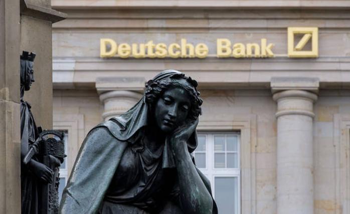 Крупный штраф за нарушение санкций Украины заплатит американская «дочка» Deutsche Bank. Фото: Barron's