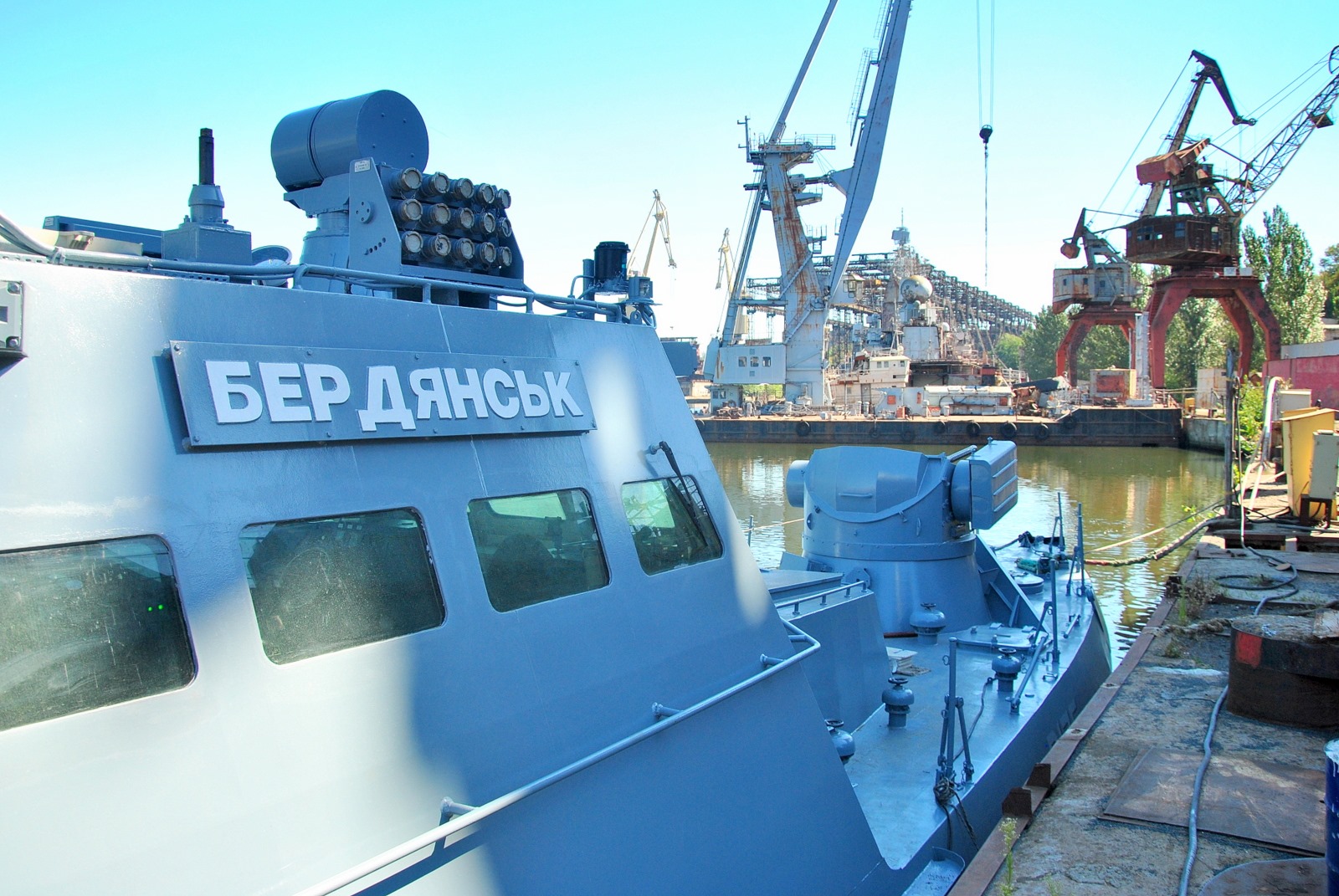 Обстрелянный россиянами катер «Бердянск» отремонтировали, часть корпуса отдадут в музей, фото — Укроборонпром