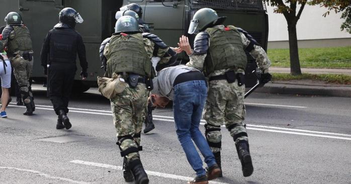 У Білорусі тривають акції протесту, фото: Tut.by