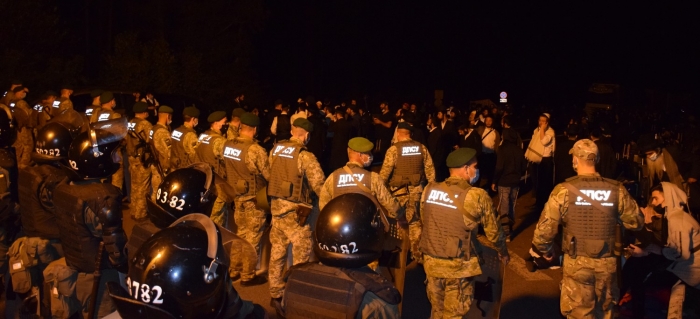 На кордоні Білорусі з Україною зібралися сотні хасидів, фото: МВС