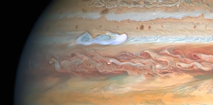 Незвичайні полоси на Юпітері. Фото: сайт телескопа
