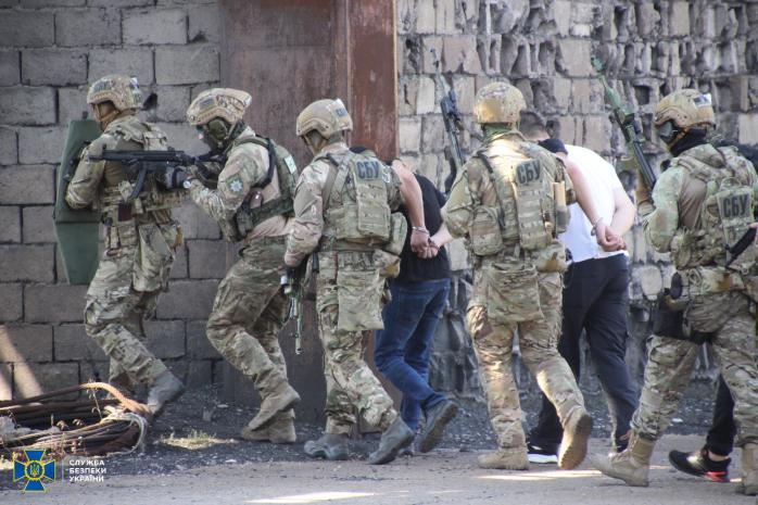 Екс-бойовика ЛНР затримала СБУ на Донбасі. Фото: СБУ