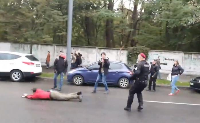 Силовики жестко разогнали сторонников «Риффа» под судом в Киеве — новости Киева