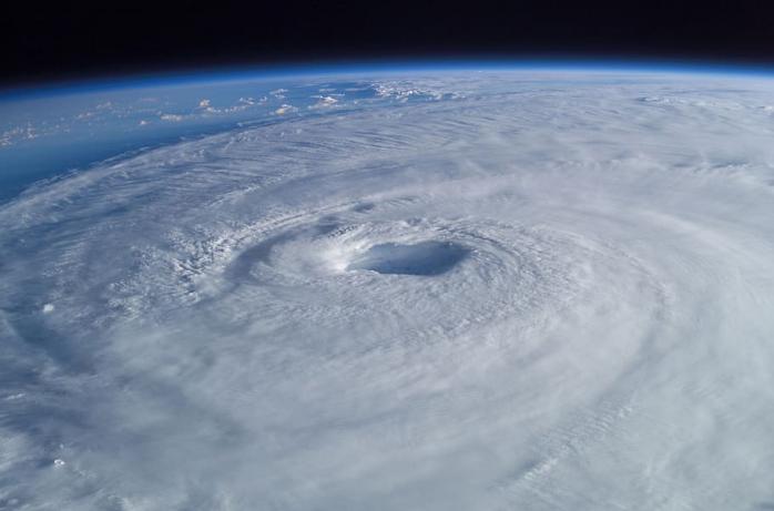 Рекордный ураган «Дельта» бушует в Мексике и на Кубе — новости мира