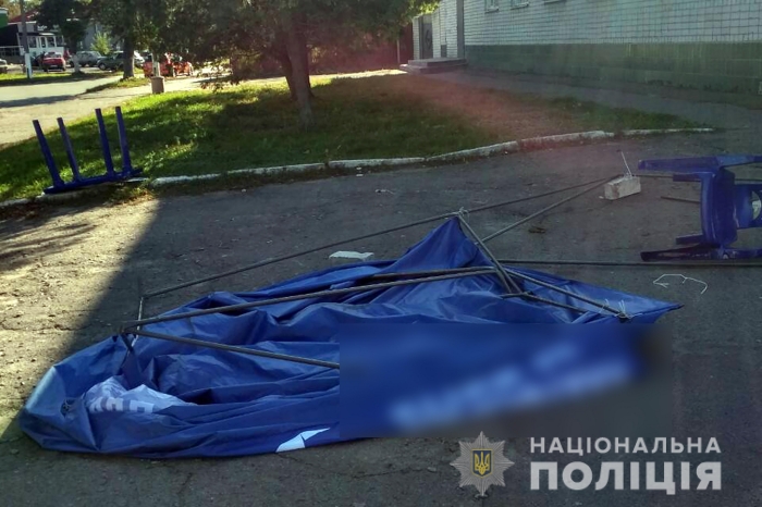 На Черниговщине из-за агитпалатки произошла стрельба, фото: МВД