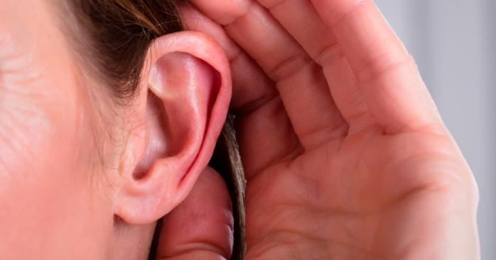 Коронавирус может вызвать внезапную потерю слуха. Фото: