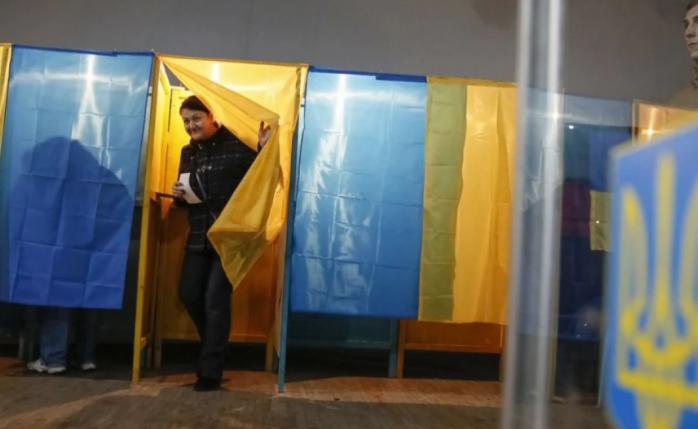Правила поведения на избирательном участке напомнили украинцам. Фото: 112 Украина