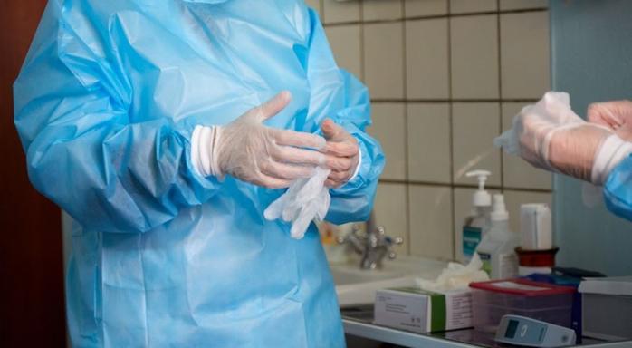 Все врачи инфекционной больницы в Коломые заразились коронавирусом. Фото: Слуга народа