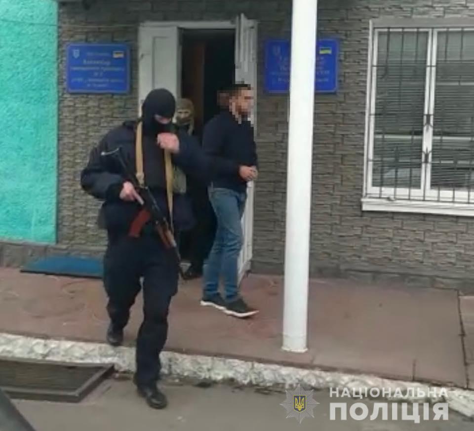 В Винницкой области преступники напали на избирательную комиссию