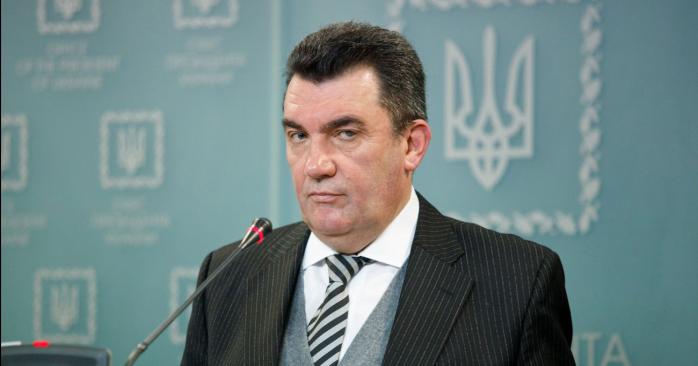 Данілов закликав суддів КСУ піти у відставку. Фото: 