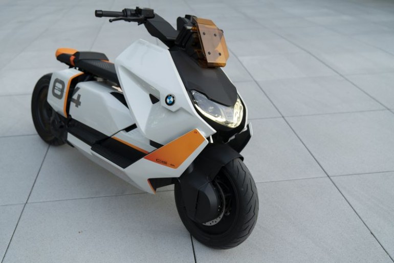 Електричний скутер від BMW. Фото: BMW