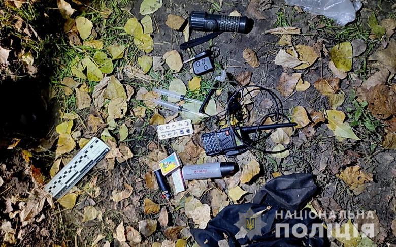 У Києві правоохоронці затримали трьох осіб, які спричинили стрілянину у Святошинському району