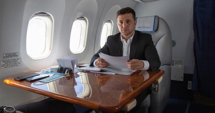 Государство отказалось улучшать интернет в самолете Зеленского. Фото: mintrans.news