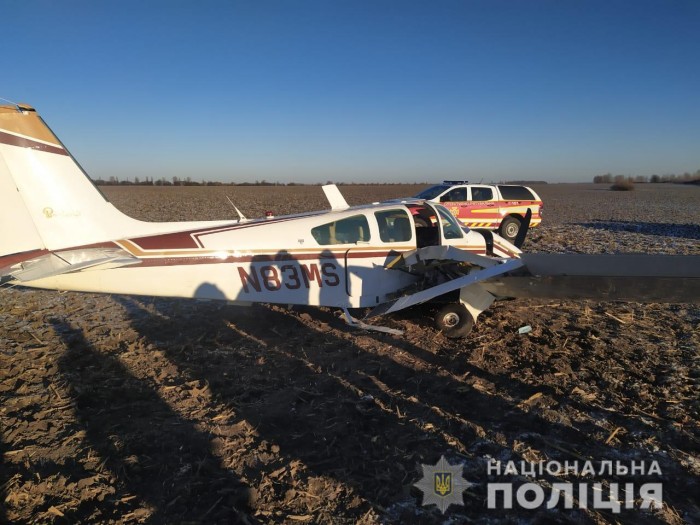 Наслідки падіння літака на Київщині, фото: Національна поліція