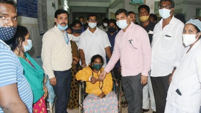 "Таємнича" хвороба призвела до шпиталізації сотень людей в Індії, фото — BBC