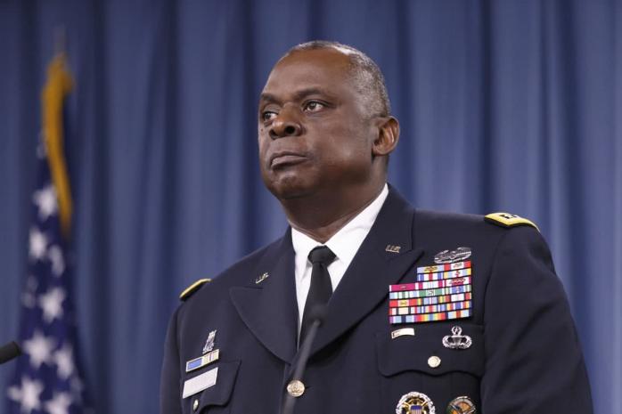 Байден хочет назначить министром обороны США темнокожего офицера