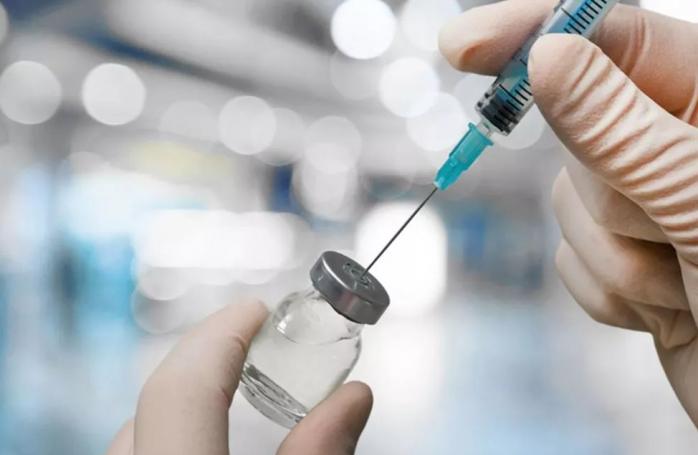 Терміни і виконавців вакцинації від COVID-19 назвали в МОЗ. Фото: np.pl.ua
