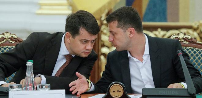 Разумков поддержал Зеленского по поводу количества нардепов в Раде, фото — Лига
