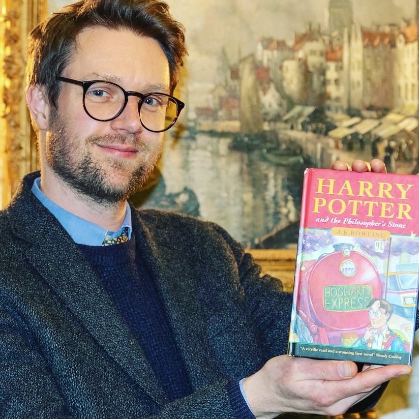Книгу про Гаррі Поттера продали за 1,8 млн грн, фото: Hansons Auctioneers