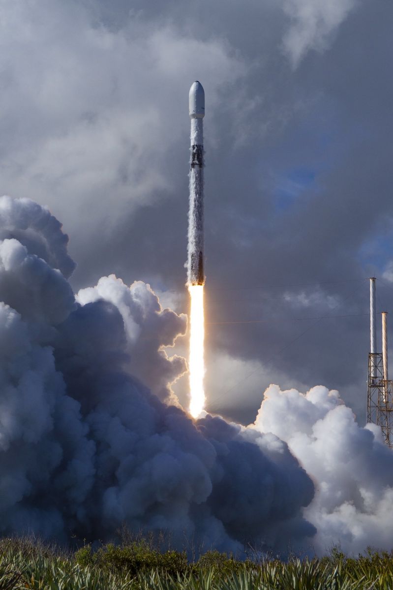 SpaceX за рекордно короткое время запустила ракету. Фото: SpaceX в Twitter