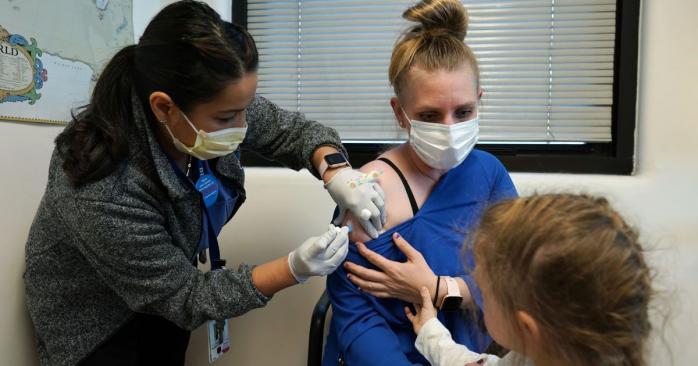 21 млн українців безкоштовно отримають вакцину від коронавірусу, фото – tsn.ua
