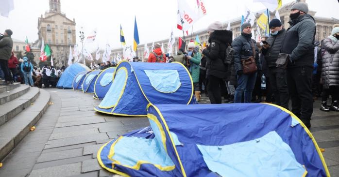 Во время протестов на Майдане Независимости, фото: «РБК-Украина»