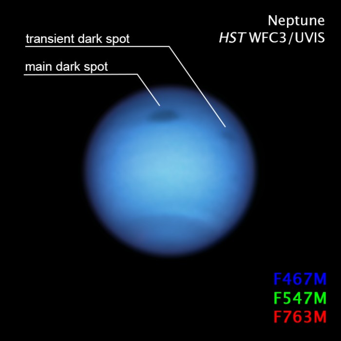 Большой и малый ураганы на Нептуне, фото: NASA