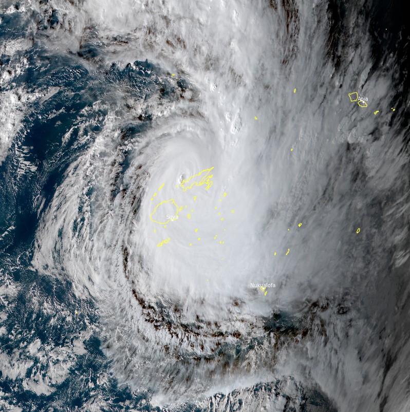 Ураган вщент зруйнував один з островів Фіджі