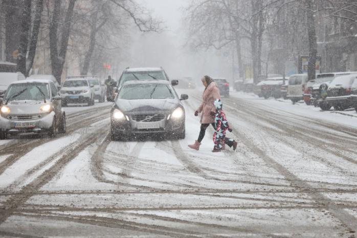Снігопад «поклав» статистику ДТП у Києві