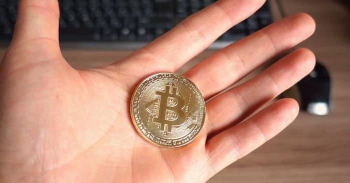 Цена Bitcoin обновила новый исторический рекорд. Фото: cnews.ru