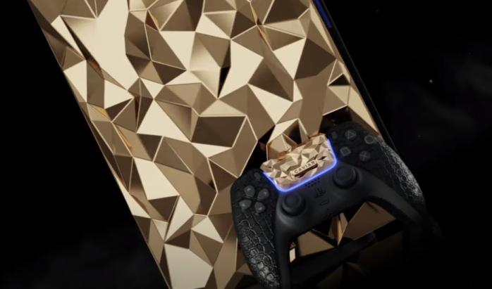 PlayStation 5 из 20 кг золота создали ювелиры. Скриншот из видео